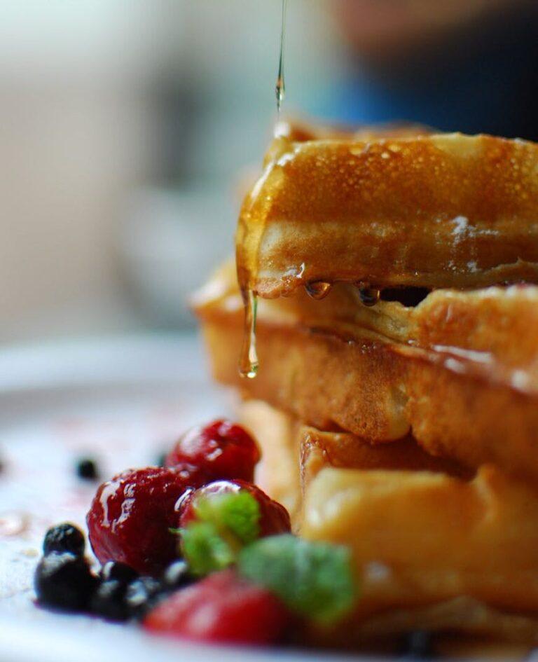 pancake with maple syrup